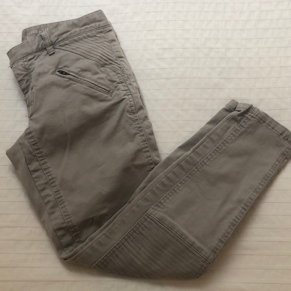 GAP KHAKIS - Picture 2 of 2